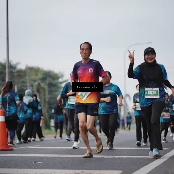 Runner Photo 4383465