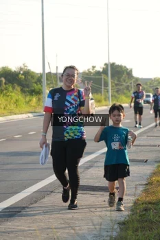 Runner Photo 4383469