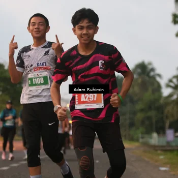 Runner Photo 4383501