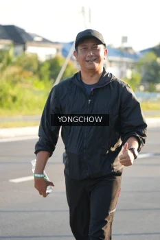 Runner Photo 4383518
