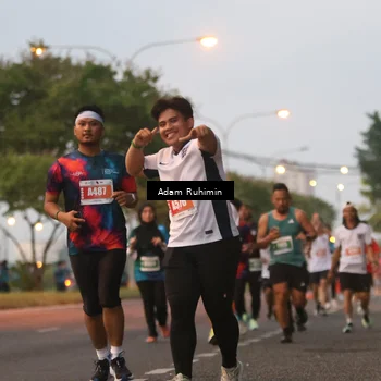 Runner Photo 4383527