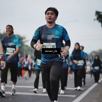 Runner Photo 4383543