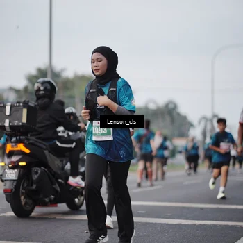 Runner Photo 4383546