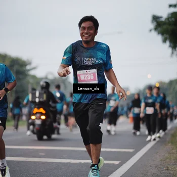 Runner Photo 4383549