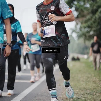 Runner Photo 4383582
