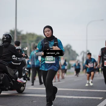 Runner Photo 4383585