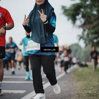 Runner Photo 4383591