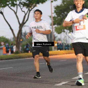 Runner Photo 4383593