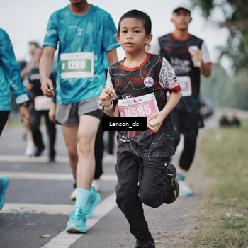 Runner Photo 4383602