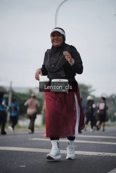 Runner Photo 4383613