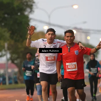 Runner Photo 4383622
