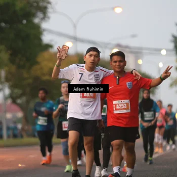 Runner Photo 4383624