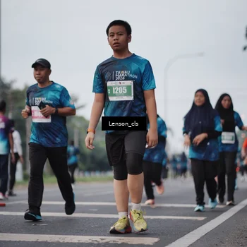 Runner Photo 4383627