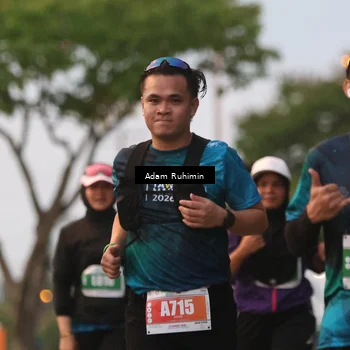 Runner Photo 4383657