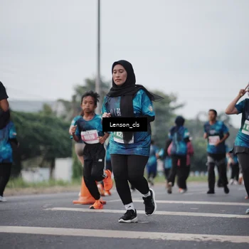 Runner Photo 4383658