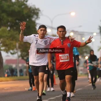 Runner Photo 4383671