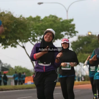 Runner Photo 4383674