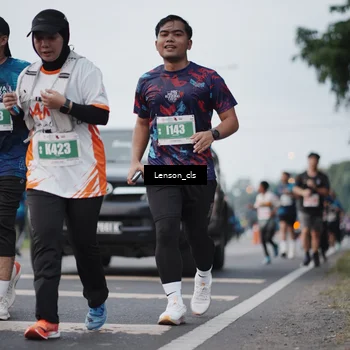 Runner Photo 4383700