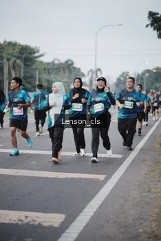 Runner Photo 4383728