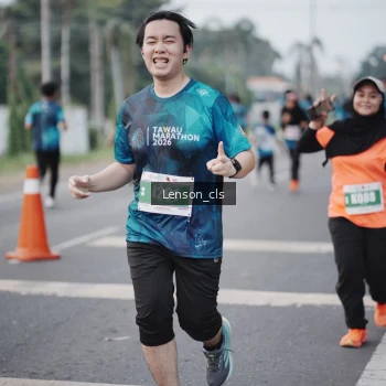 Runner Photo 4383753