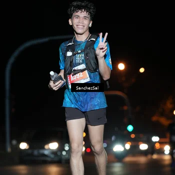 Runner Photo 4383762