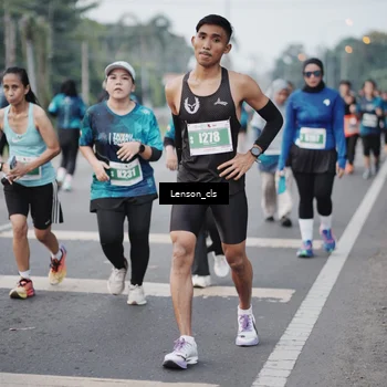 Runner Photo 4383768
