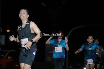 Runner Photo 4383772