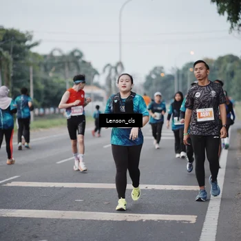 Runner Photo 4383797