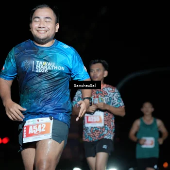 Runner Photo 4383818