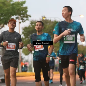 Runner Photo 4383843