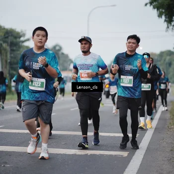 Runner Photo 4383886