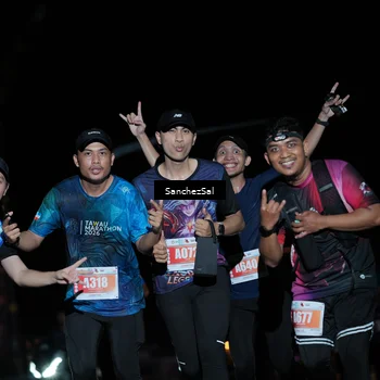 Runner Photo 4383888