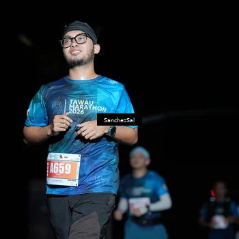 Runner Photo 4383935