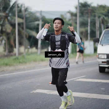 Runner Photo 4383945