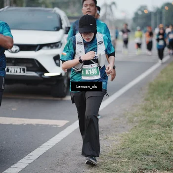 Runner Photo 4383950