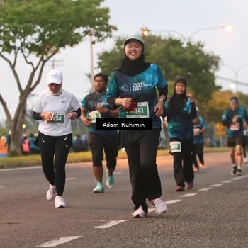 Runner Photo 4383963