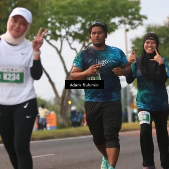 Runner Photo 4383977
