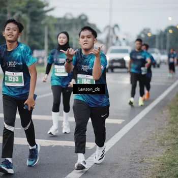 Runner Photo 4383995