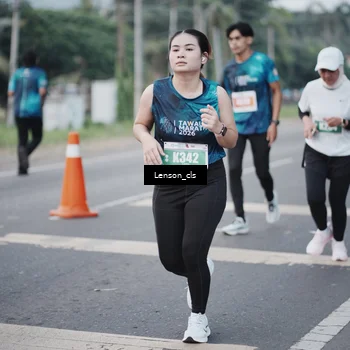 Runner Photo 4384003