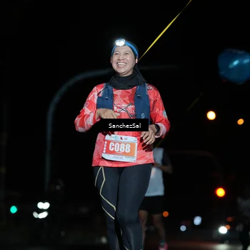 Runner Photo 4384015