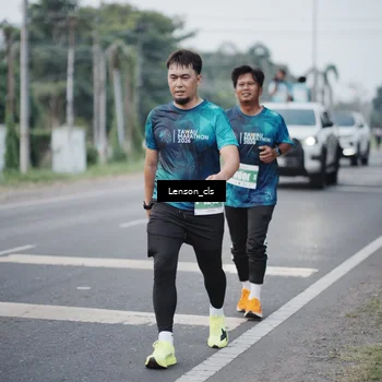 Runner Photo 4384033