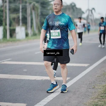 Runner Photo 4384040
