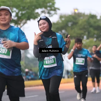 Runner Photo 4384056