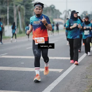Runner Photo 4384057