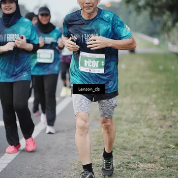 Runner Photo 4384072