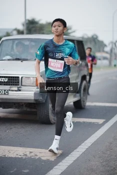 Runner Photo 4384080