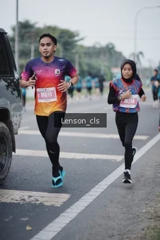 Runner Photo 4384081