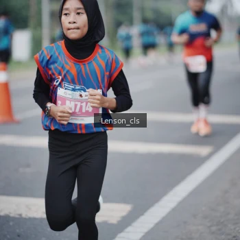 Runner Photo 4384083