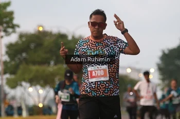 Runner Photo 4384087