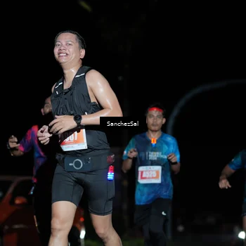 Runner Photo 4384103